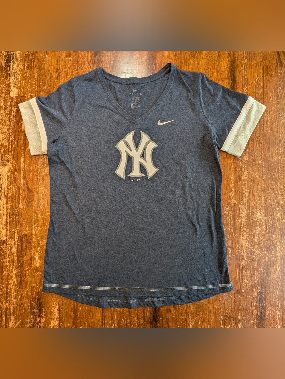 Nike New York Yankees T-Shirt Womens XXL Navy MLB Lightweight Tee Baseball Top